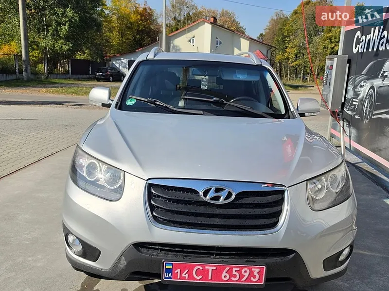 Hyundai Santa FE