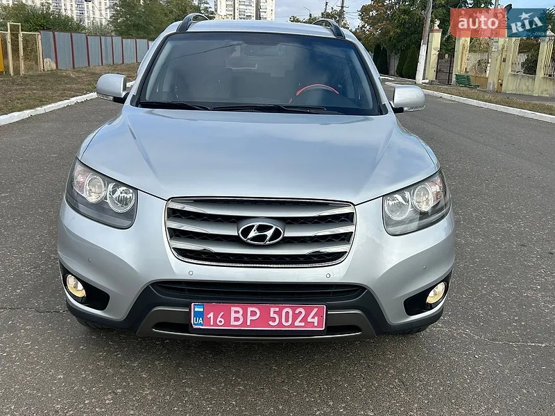 Hyundai Santa FE