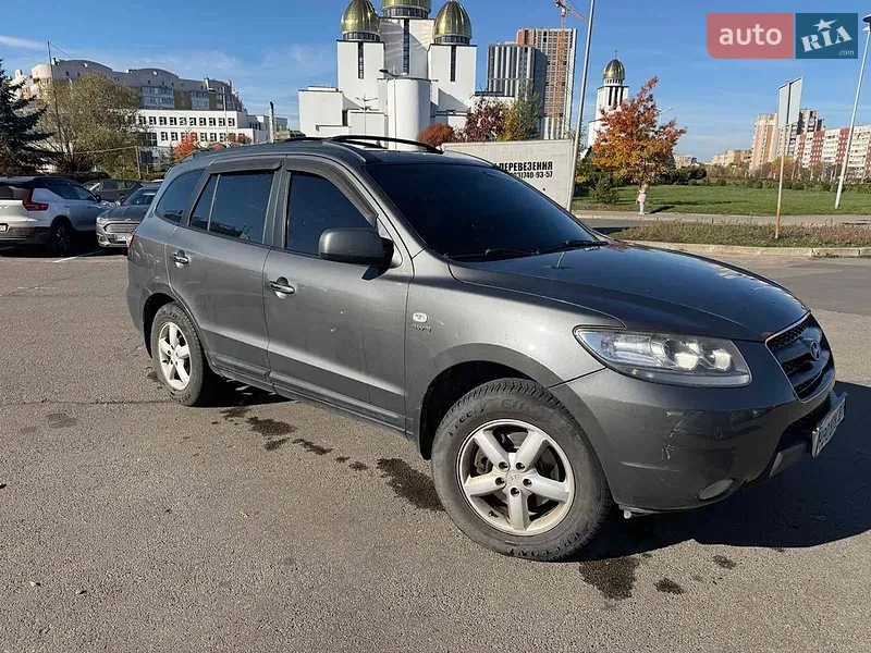Hyundai Santa FE