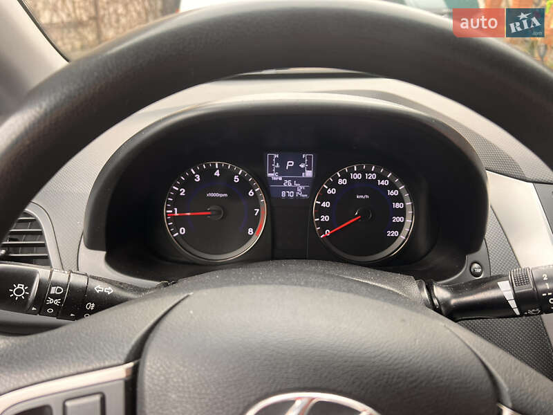 Седан Hyundai Solaris 2016 в Днепре