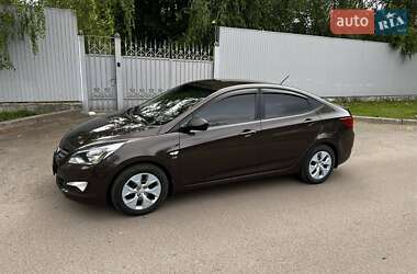 Седан Hyundai Solaris 2016 в Бобровиці