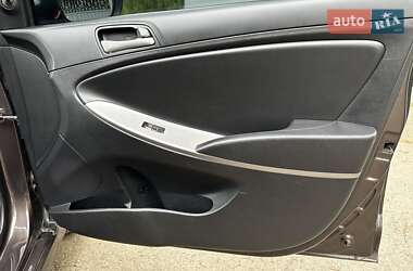 Седан Hyundai Solaris 2016 в 