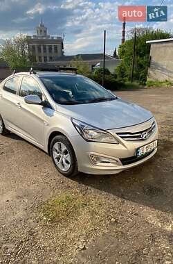 Седан Hyundai Solaris 2016 в Чернівцях