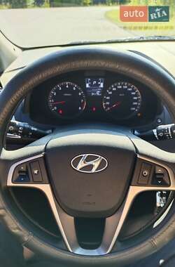 Седан Hyundai Solaris 2016 в 