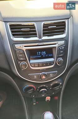 Седан Hyundai Solaris 2016 в 