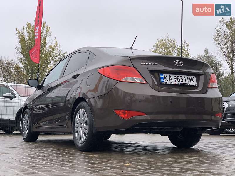 Седан Hyundai Solaris 2016 в Бердичеве