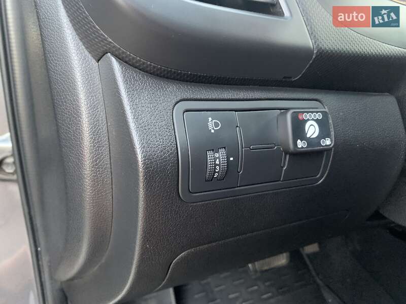 Седан Hyundai Solaris 2015 в Козельщине