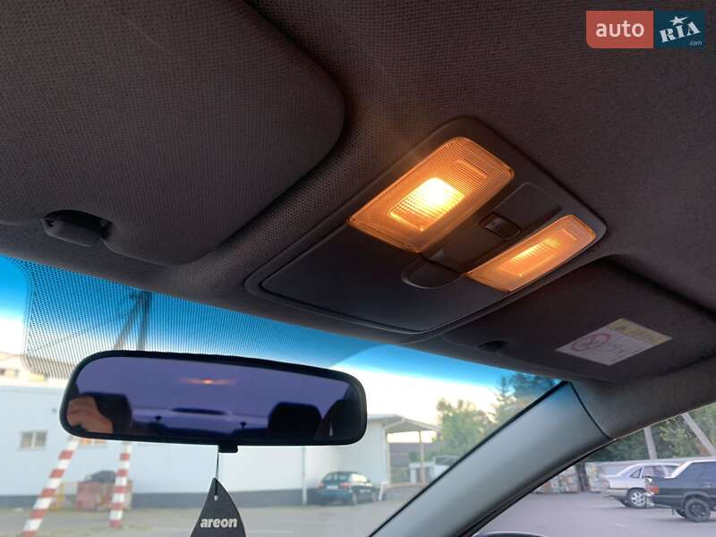 Седан Hyundai Solaris 2015 в Козельщине