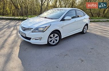 Седан Hyundai Solaris 2016 в Шостке