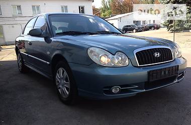 Седан Hyundai Sonata 2004 в Киеве