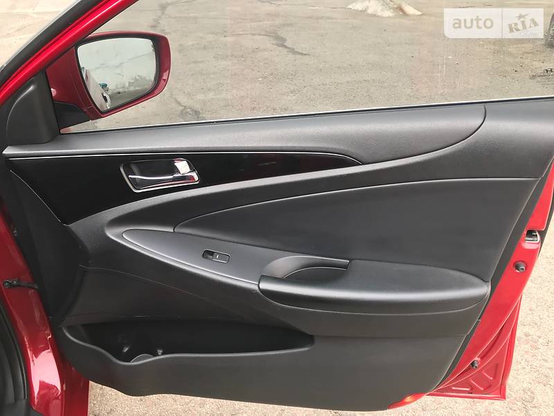 Седан Hyundai Sonata 2011 в Миколаєві