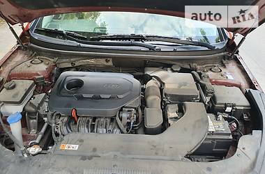 Седан Hyundai Sonata 2015 в 