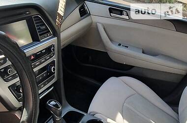 Седан Hyundai Sonata 2015 в 