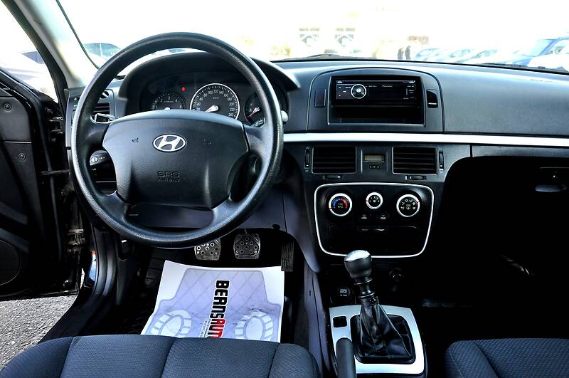 Седан Hyundai Sonata 2008 в Львове
