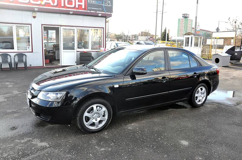 Седан Hyundai Sonata 2008 в Львове