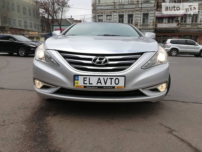 Седан Hyundai Sonata 2013 в Киеве