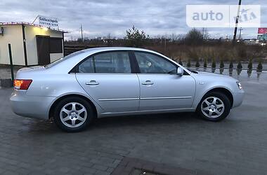 Седан Hyundai Sonata 2006 в Львове