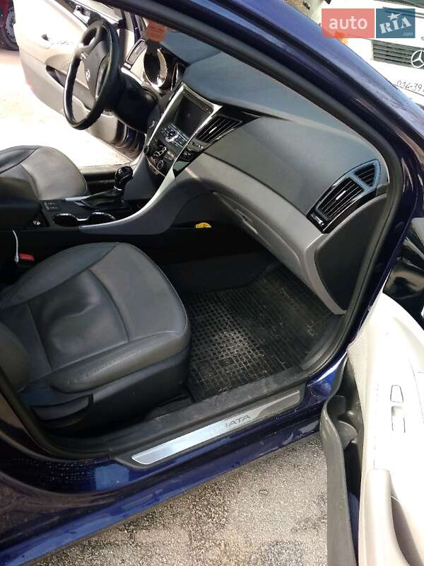 Седан Hyundai Sonata 2012 в Запоріжжі