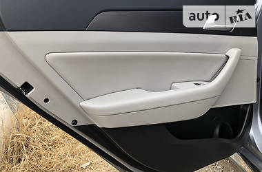 Седан Hyundai Sonata 2015 в 