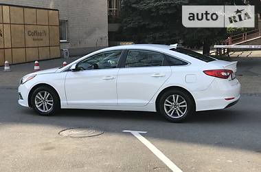 Седан Hyundai Sonata 2015 в 