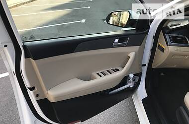 Седан Hyundai Sonata 2015 в 