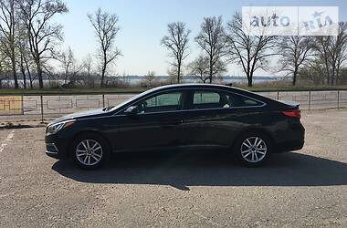 Седан Hyundai Sonata 2015 в 