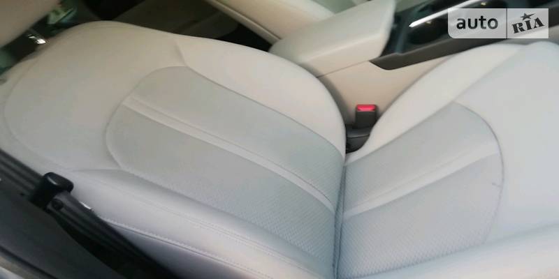 Седан Hyundai Sonata 2014 в Києві фото 50 Седан Hyundai Sonata 2014 в Києві