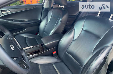 Седан Hyundai Sonata 2013 в 