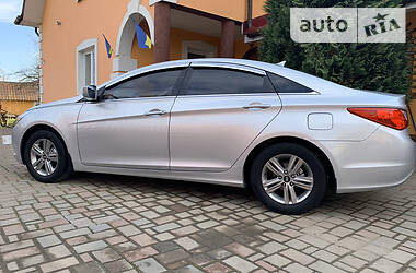 Седан Hyundai Sonata 2013 в 