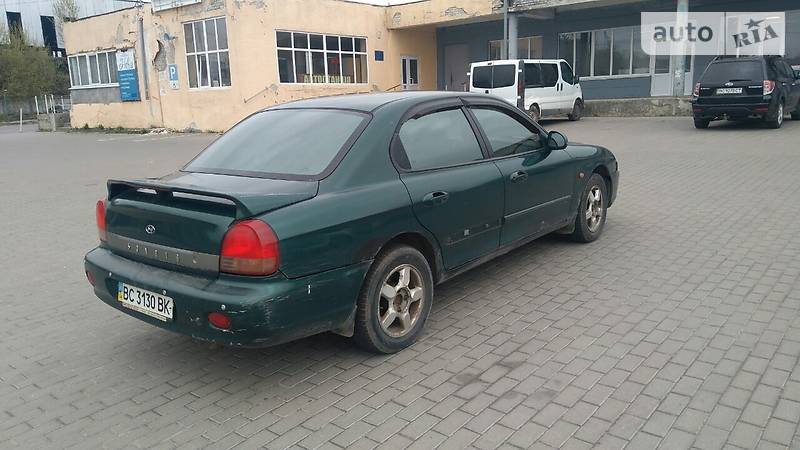 Седан Hyundai Sonata 2000 в Львові