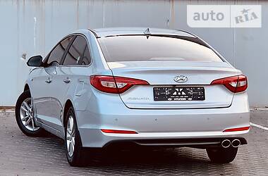 Седан Hyundai Sonata 2016 в 