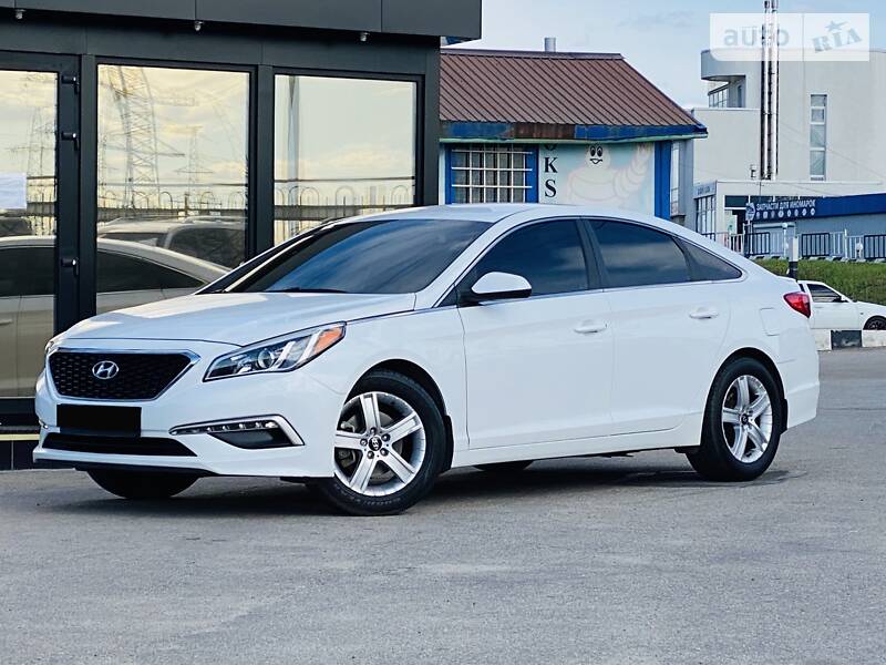 Седан Hyundai Sonata 2015 в 