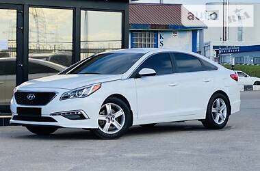 Седан Hyundai Sonata 2015 в 