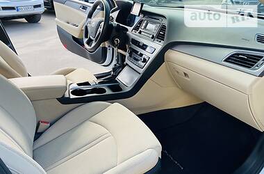 Седан Hyundai Sonata 2015 в 