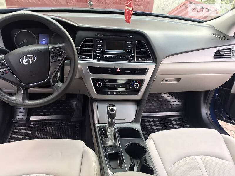 Седан Hyundai Sonata 2016 в Рівному
