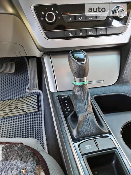 Седан Hyundai Sonata 2015 в Коломиї фото 54 Седан Hyundai Sonata 2015 в Коломиї