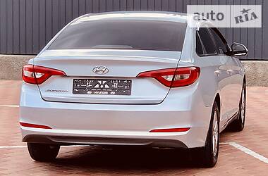 Седан Hyundai Sonata 2017 в 