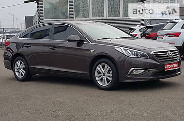 Седан Hyundai Sonata 2015 в 