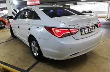 Седан Hyundai Sonata 2013 в Киеве