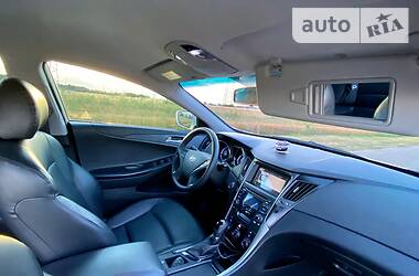 Седан Hyundai Sonata 2013 в 