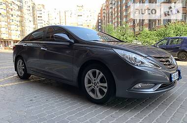 Седан Hyundai Sonata 2011 в 