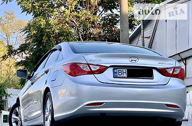 Седан Hyundai Sonata 2010 в Одессе