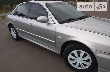 Седан Hyundai Sonata 2002 в Киеве