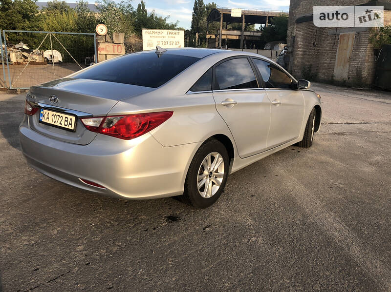 Седан Hyundai Sonata 2010 в Києві