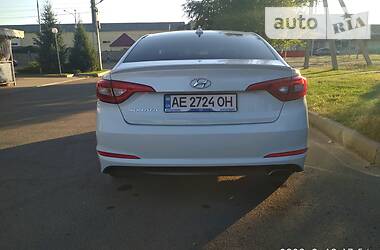 Седан Hyundai Sonata 2015 в Павлограді