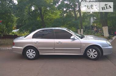 Седан Hyundai Sonata 2002 в Киеве