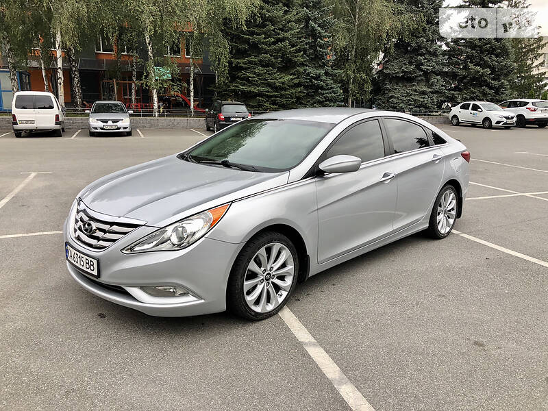 Седан Hyundai Sonata 2013 в Киеве