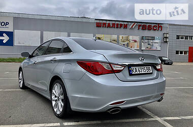 Седан Hyundai Sonata 2013 в Киеве