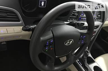 Седан Hyundai Sonata 2015 в Стрые