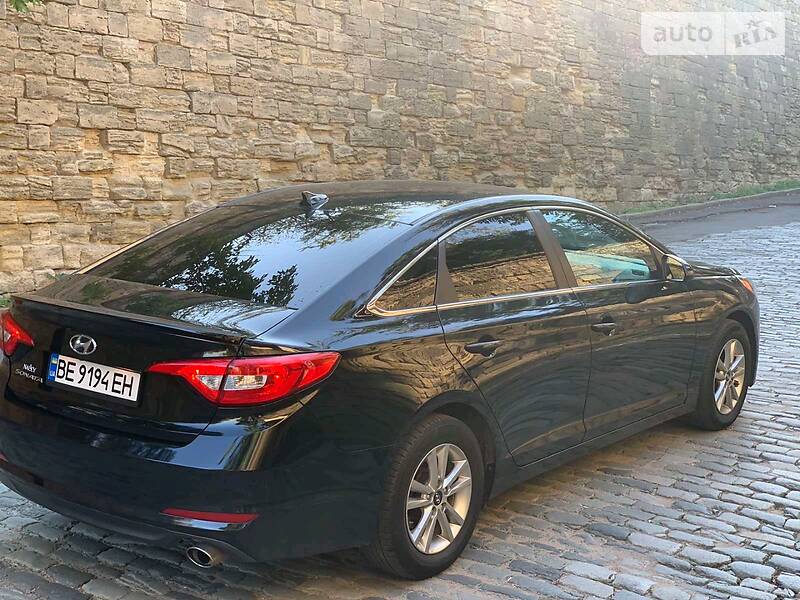 Седан Hyundai Sonata 2016 в Николаеве